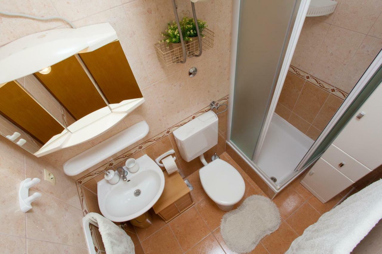 شقة Apartman Antonio ماكارسكا المظهر الخارجي الصورة