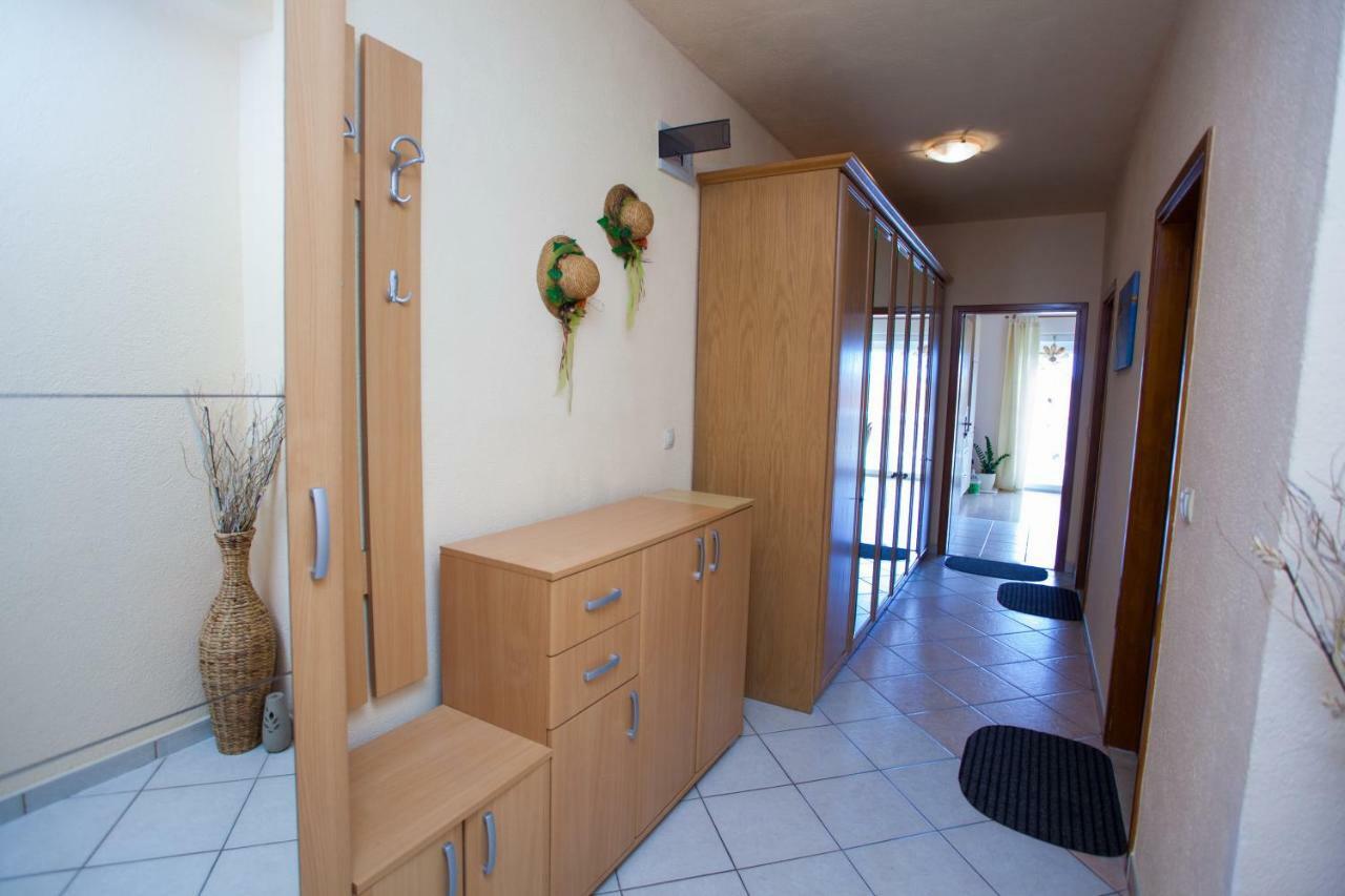 شقة Apartman Antonio ماكارسكا المظهر الخارجي الصورة